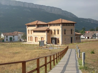 {{ $t('casa_parque')}}