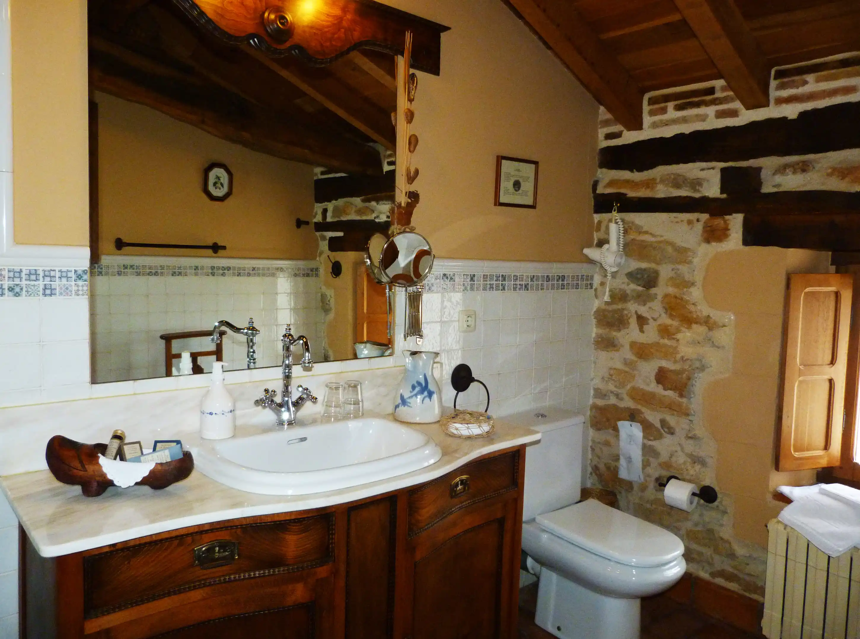 {{ $t('foto_habitacion')}}