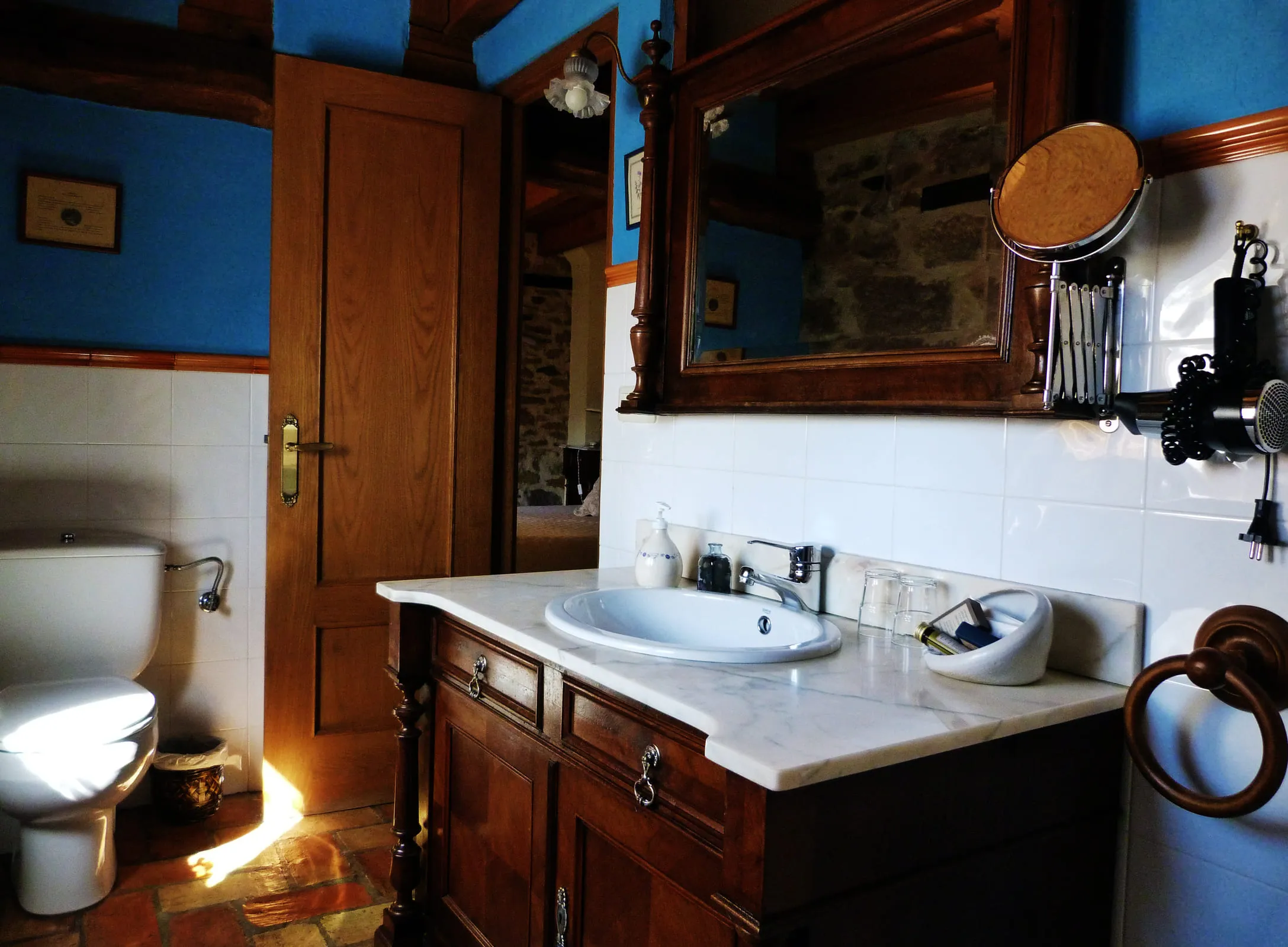 {{ $t('foto_habitacion')}}